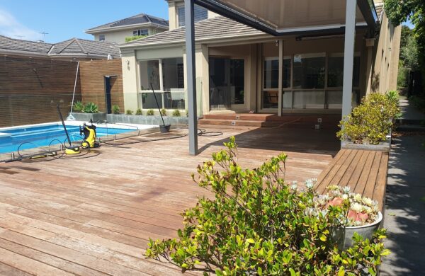Deck Pressure Cleaning